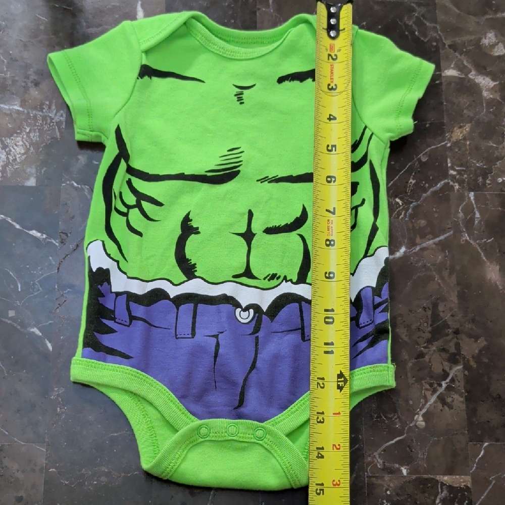 6-9m Baby Hulk One Piece + Beanie Hat